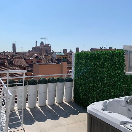 L'Attico Dell'Edera Appartement Bologna Buitenkant foto