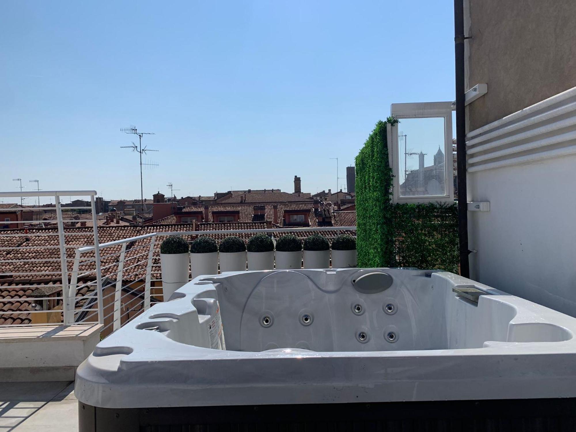 L'Attico Dell'Edera Appartement Bologna Buitenkant foto