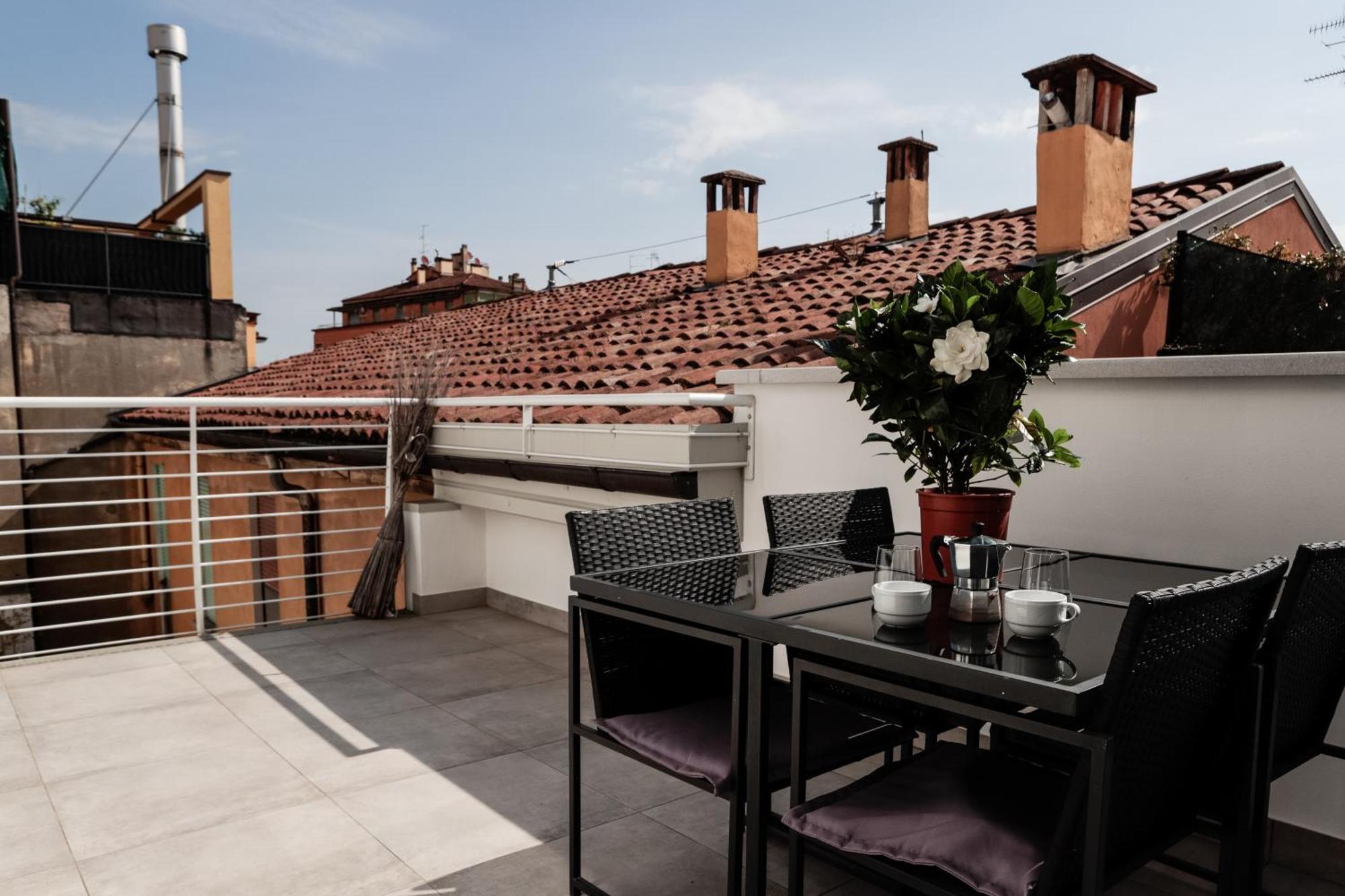 L'Attico Dell'Edera Appartement Bologna Buitenkant foto